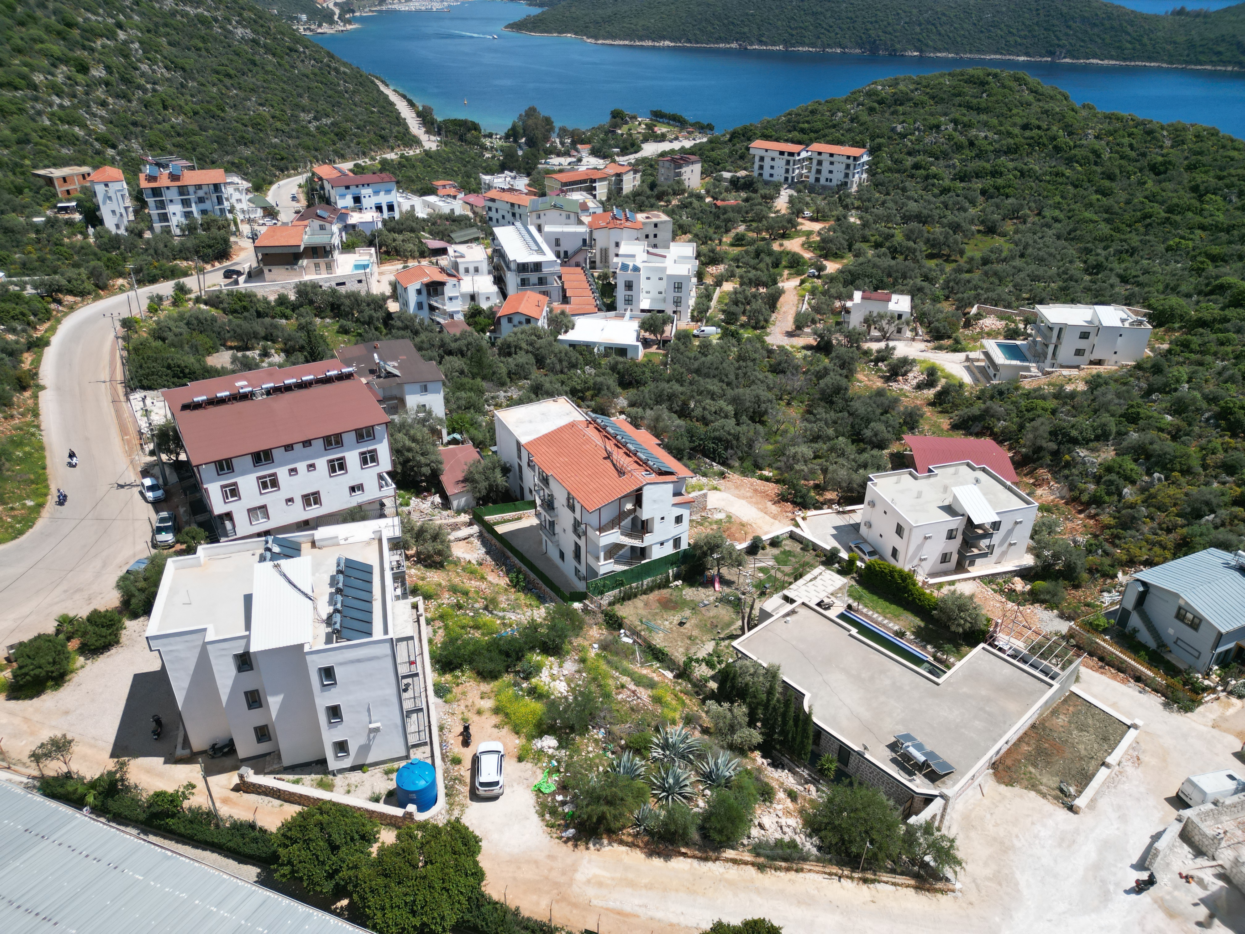 Kaş Gökseki'de Satılık Tarla - Plaja 2dk, Kaş Merkeze 5dk